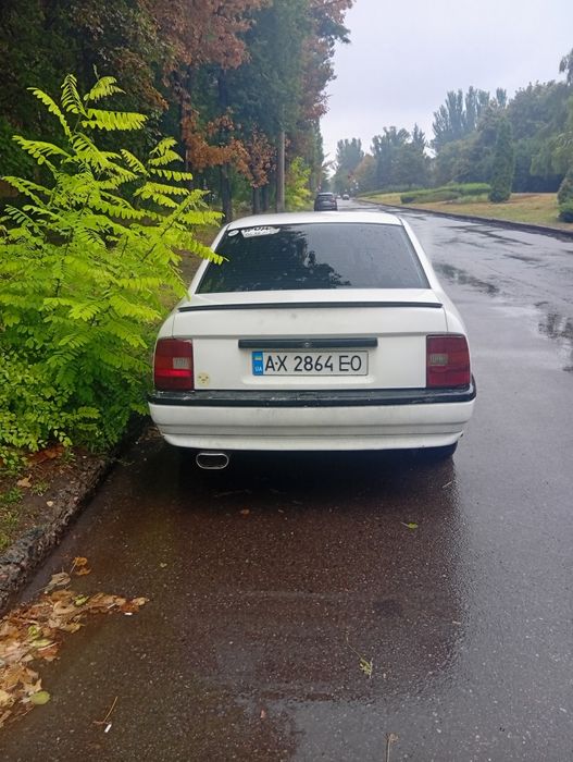 Опель Вектра а1989