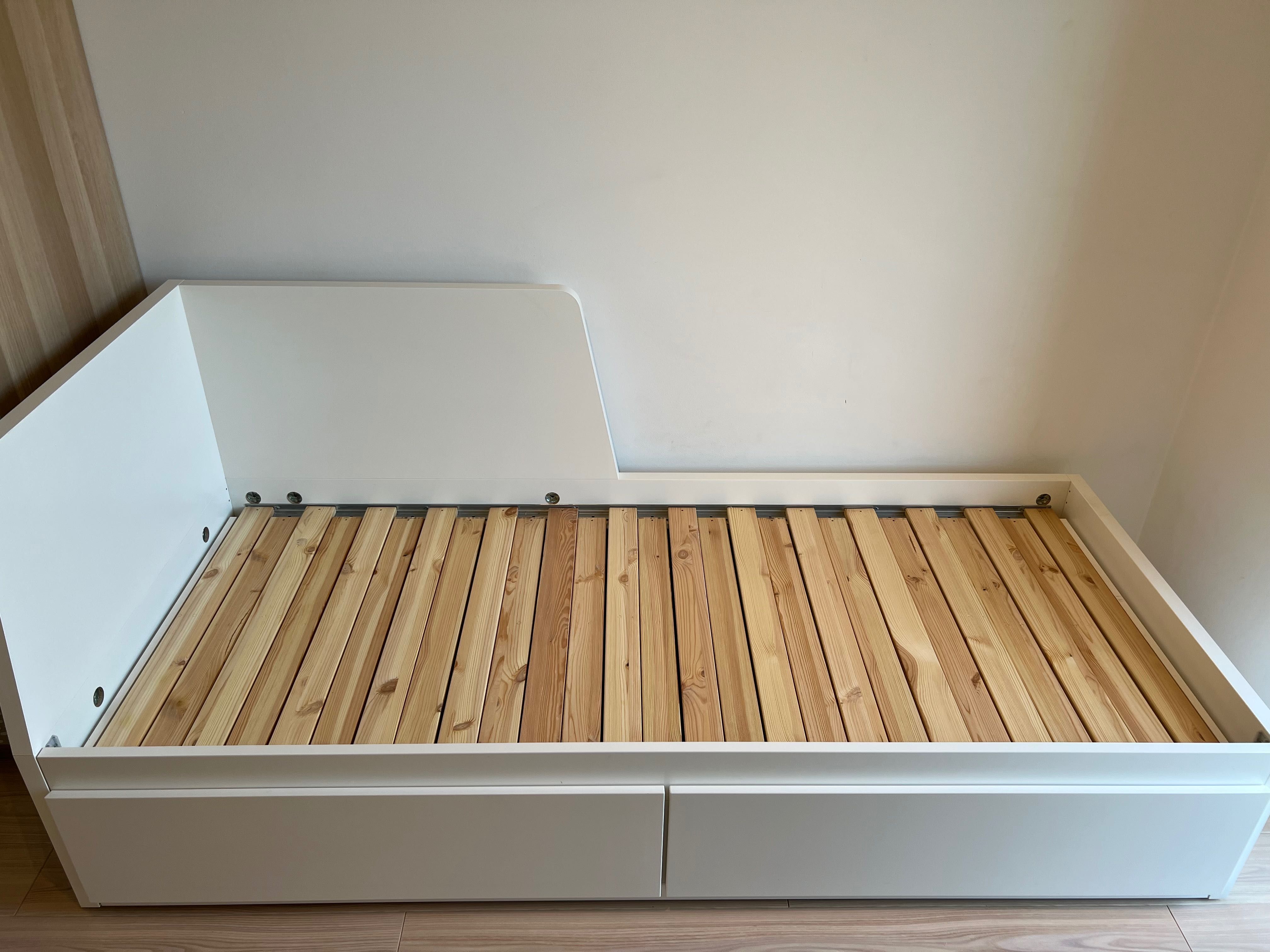 Łóżko drewniane rozsuwane z szufladami i zagłówkiem FLEKKE IKEA
