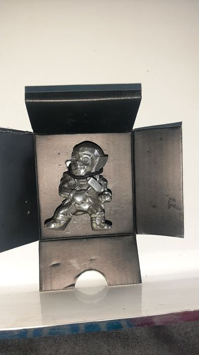 Thor oficial Marvel - metal mini  figure