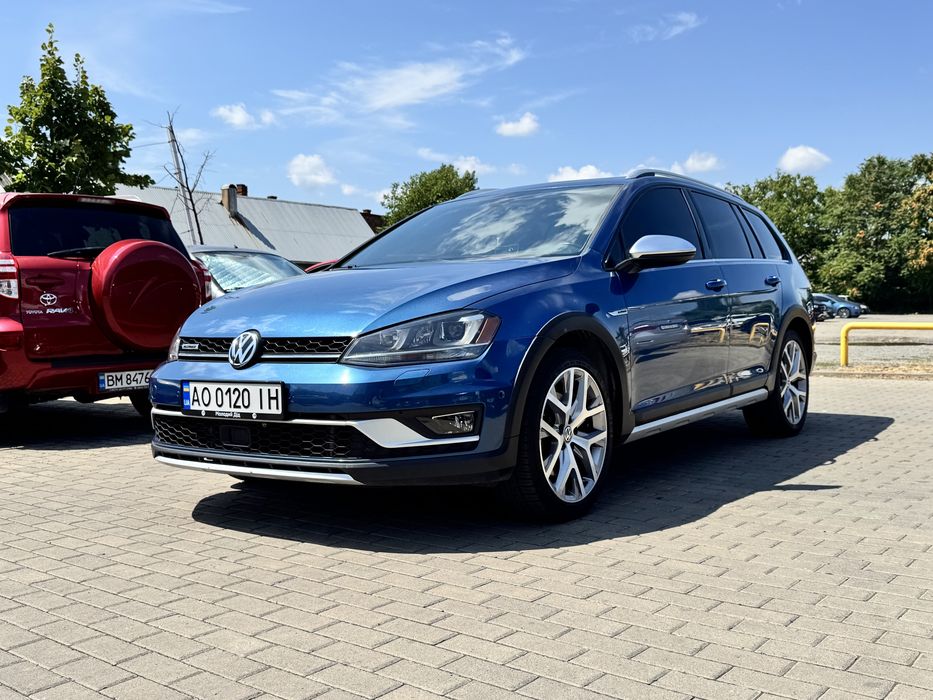 Volkswagen Golf Alltrack 2017 • 1.8 TSI • 4Motion • DQ250