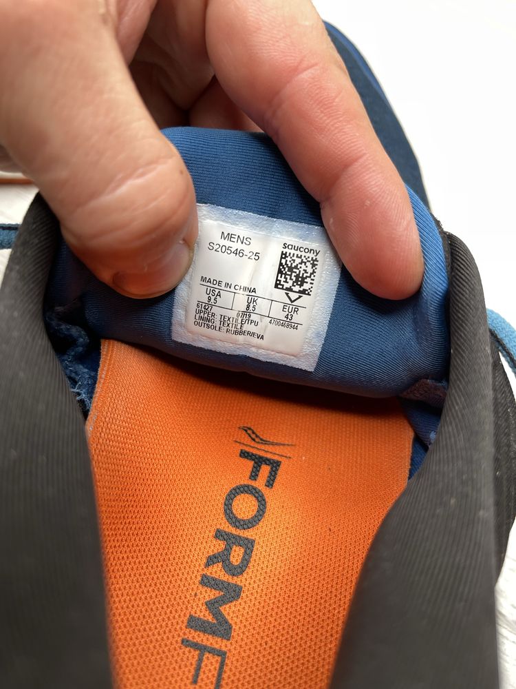 Крутые беговые кроссовки saucony triumph 17
