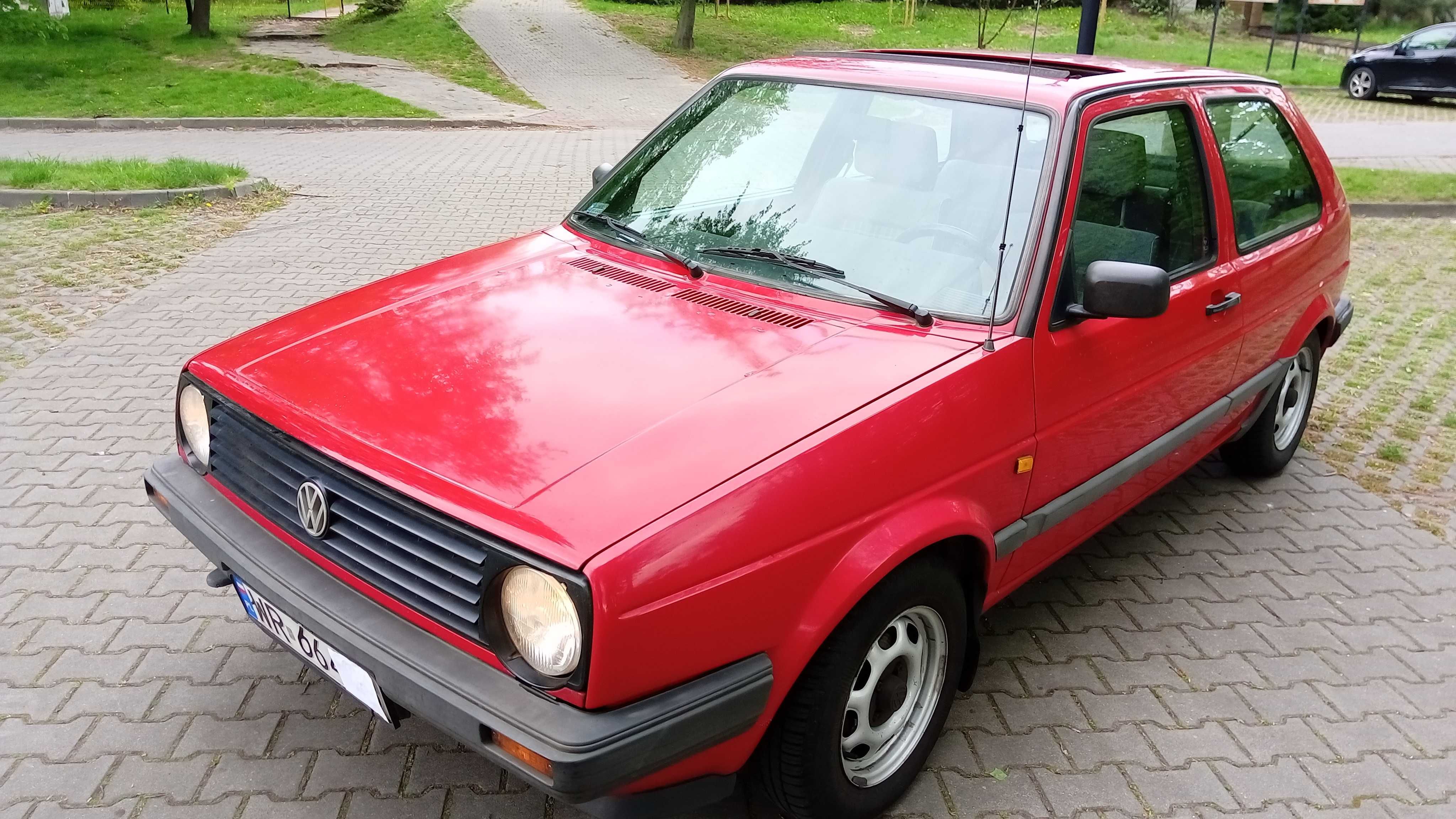 Volkswagen Golf 2 1, 6 benz kat.