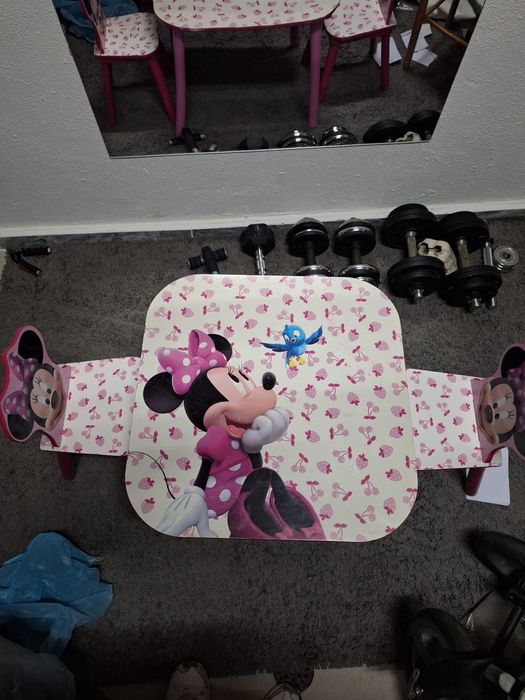 Conjunto de mesa + cadeiras Minnie