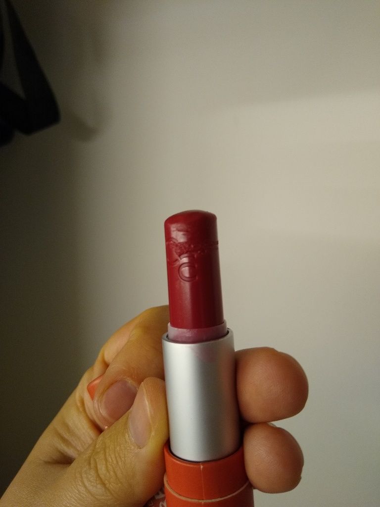 Balsam pomadka do ust Catrice, Sheer Beautifying Lip Balm 030