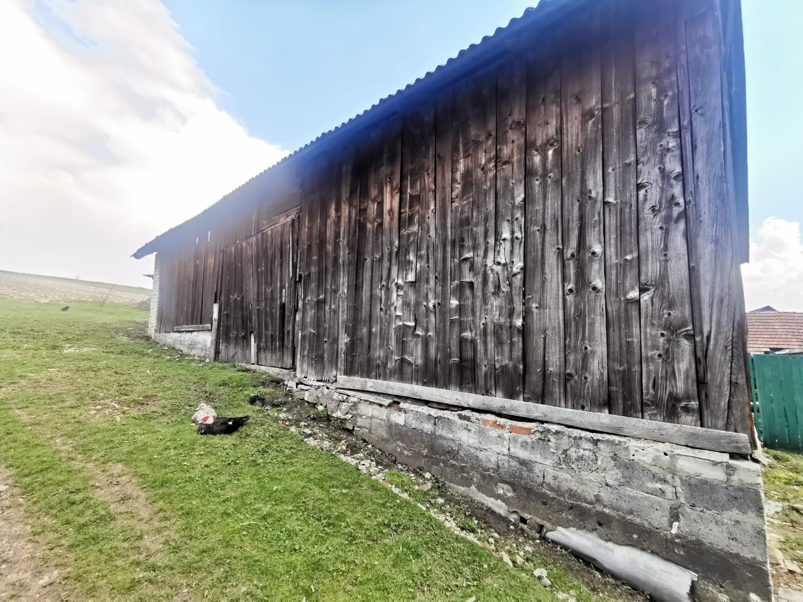 Skup starych desek stodół stare drewno rozbiórki stodol