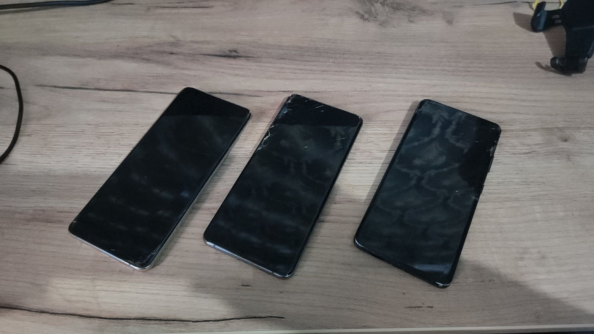 Залишки samsung s20 ultra s21 ultra
