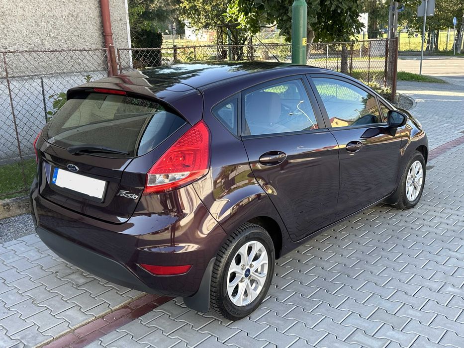 Ford Fiesta  benzyna  salon polska 127 tyś przebiegu