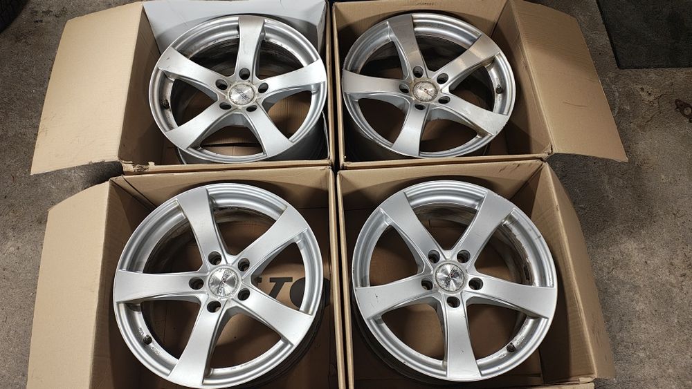 Felgi aluminiowe 17 z czujnikami ciśnienia