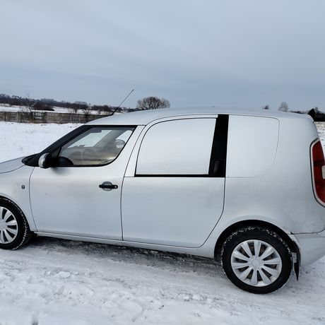 Skoda roomster praktik 1.4 TDI  2008 rok