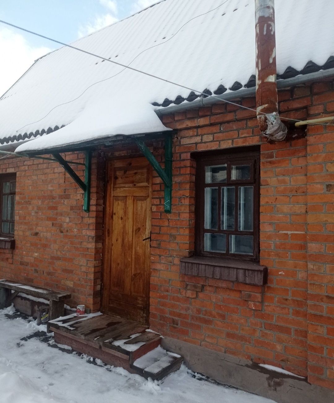 Оренда времянки Центр Педакадемія, вода в середині, туалет в дворі, дл