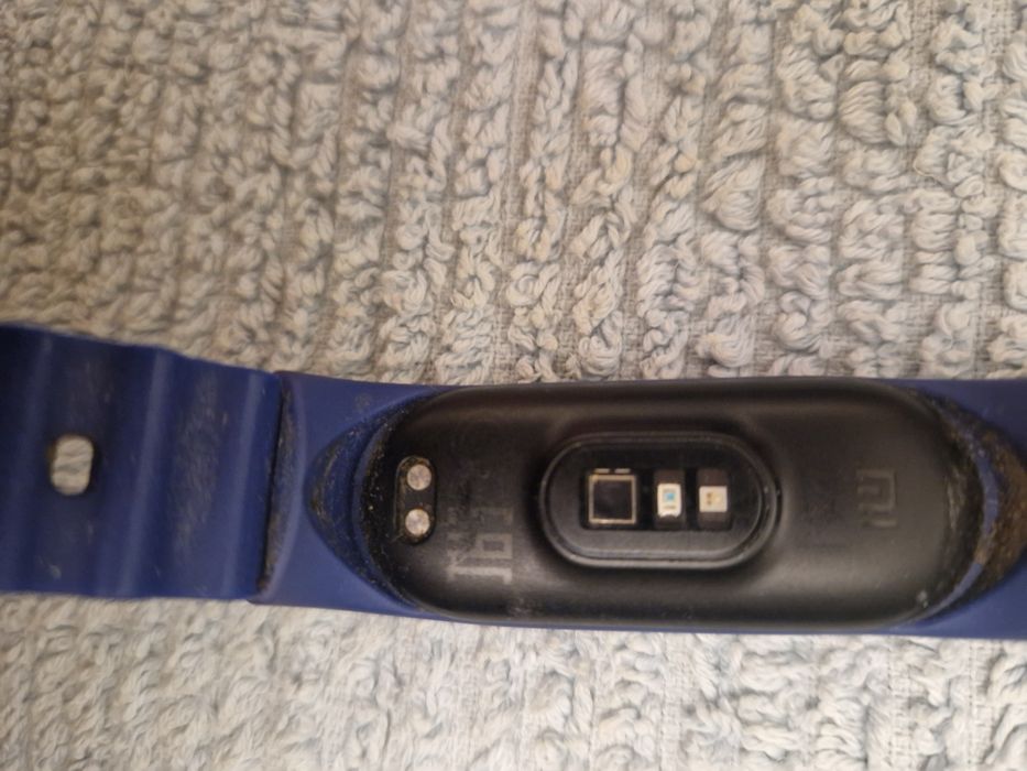 Фітнес браслет МіБен 6, був у використанні, у гарному стані.