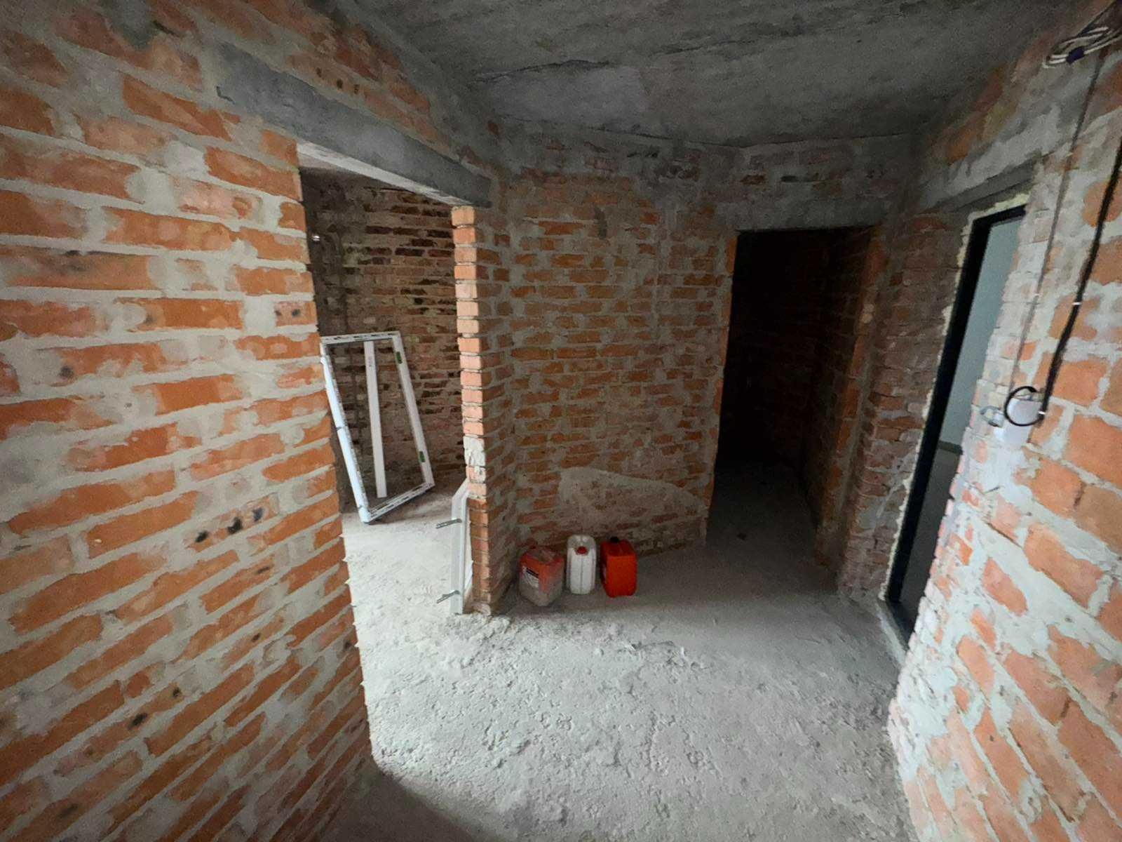 1 кімнатна 43 кв м. Новобудова. Весняна 9. Половки. Найнижча ціна.