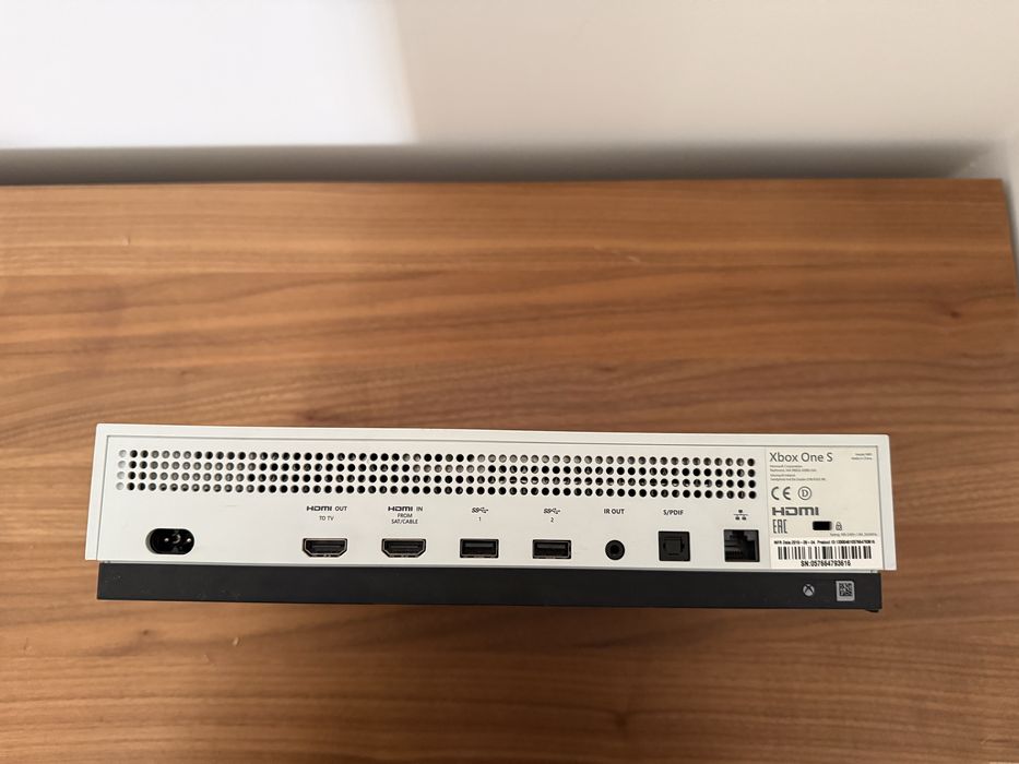 Xbox one S como nova