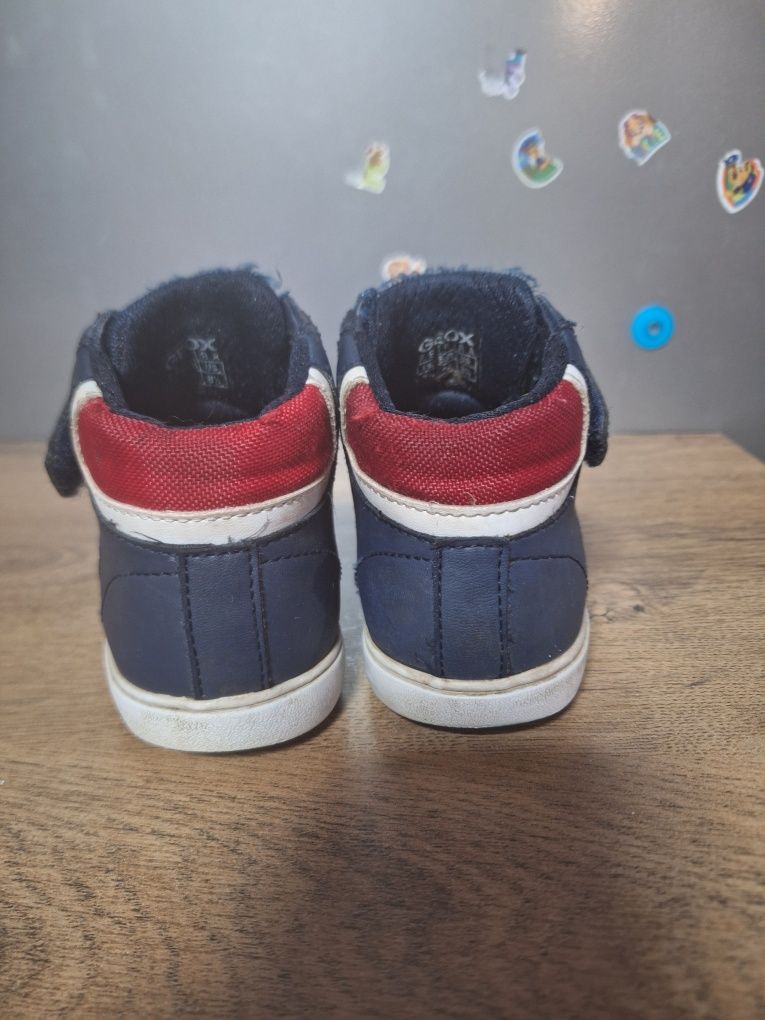 Buty firmy Geox.