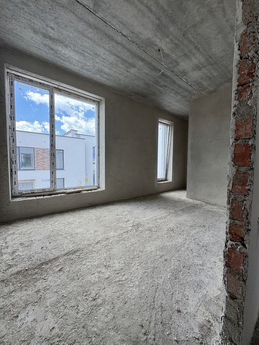 Будинок Гаї Гричинські поблизу Подолян