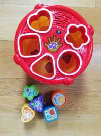 Kuferek sorter klocki jak Fisher price grajacy