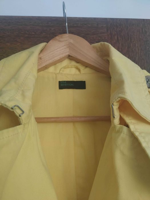 Trench de senhora Benetton