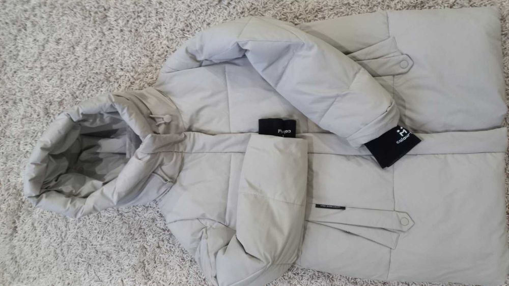 Продам нову жіночу зимову куртку.