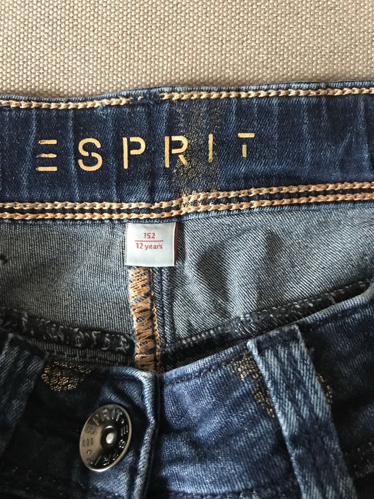 Esprit-джинсові шорти на 11-12 років, розмір 152 см.