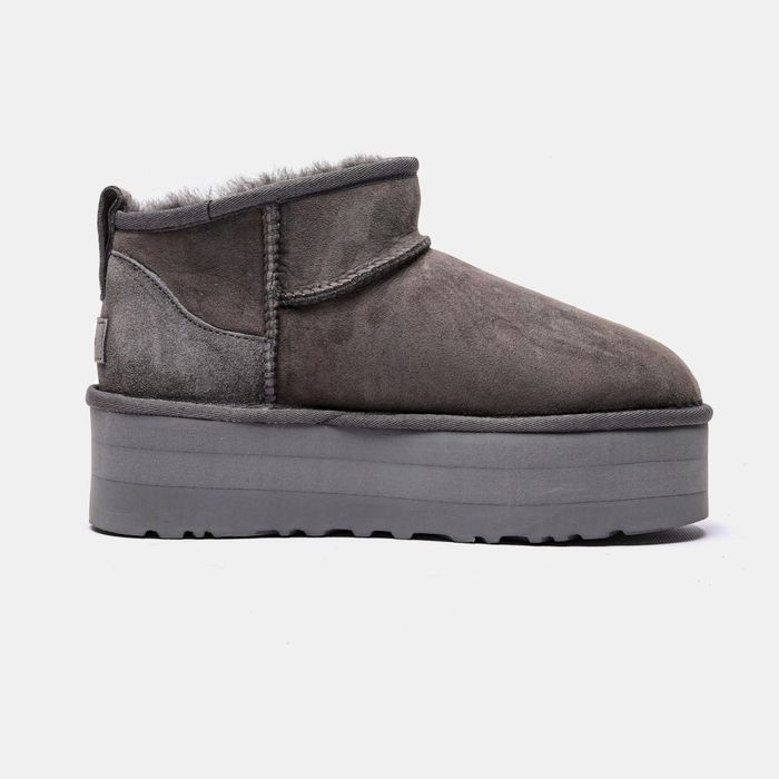 (NEW IN BOX) Avstralia UGG Ultra Mini Platform Bootie Moss Gray