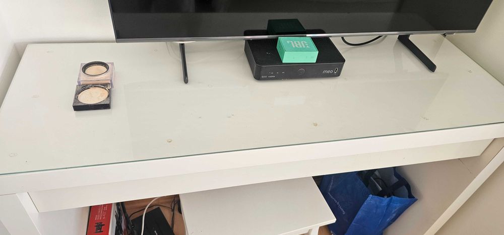 Tocador do ikea com gaveta