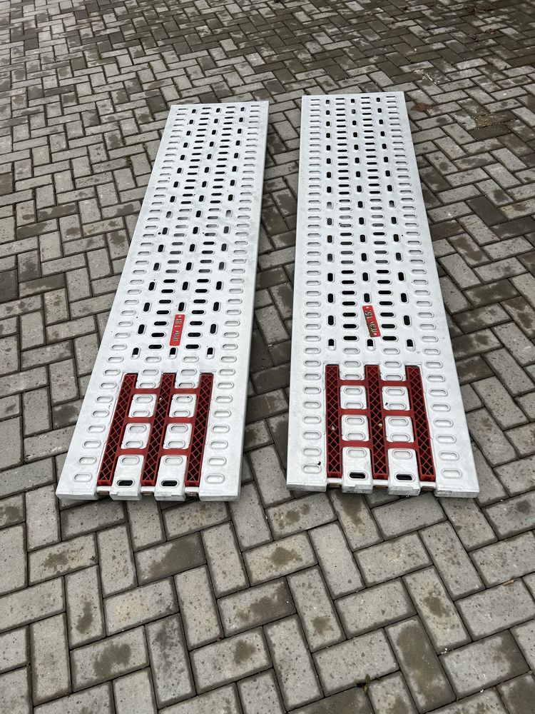 Najazdy aluminiowe Kassbohrer 230 cm 55 cm 8 cm nosnosc 8t