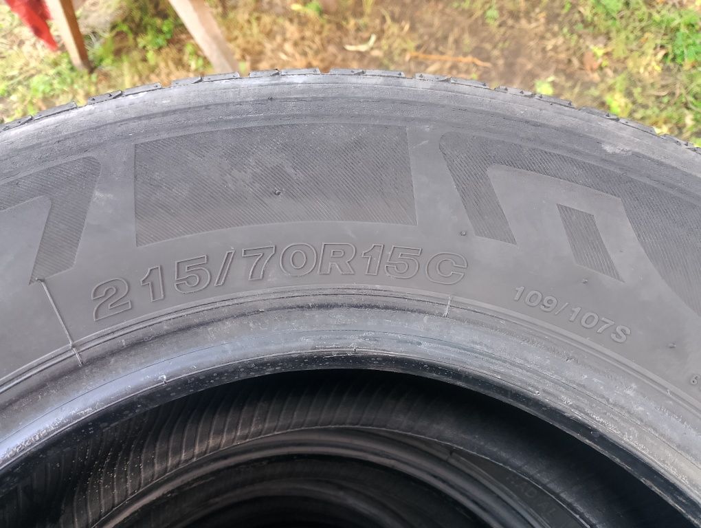Гума 215/70 R15c