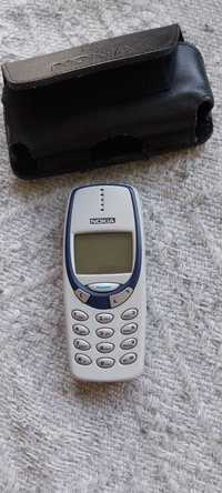 Nokia 3310 z futerałem