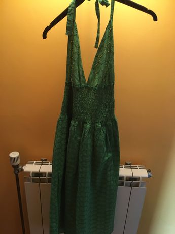 Vestido de verão, verde, costas à mostra, de bordado inglês, M/L