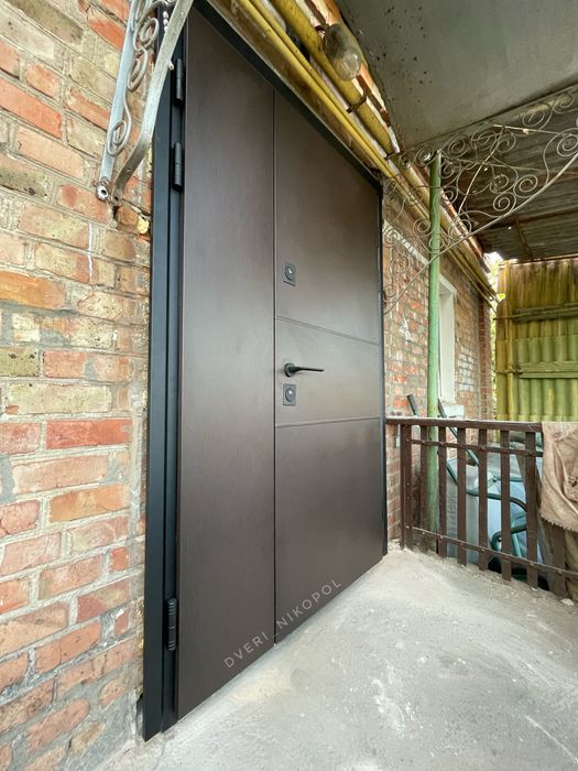 Двери входные. Стандартные и нестандартные. Вхідні двері