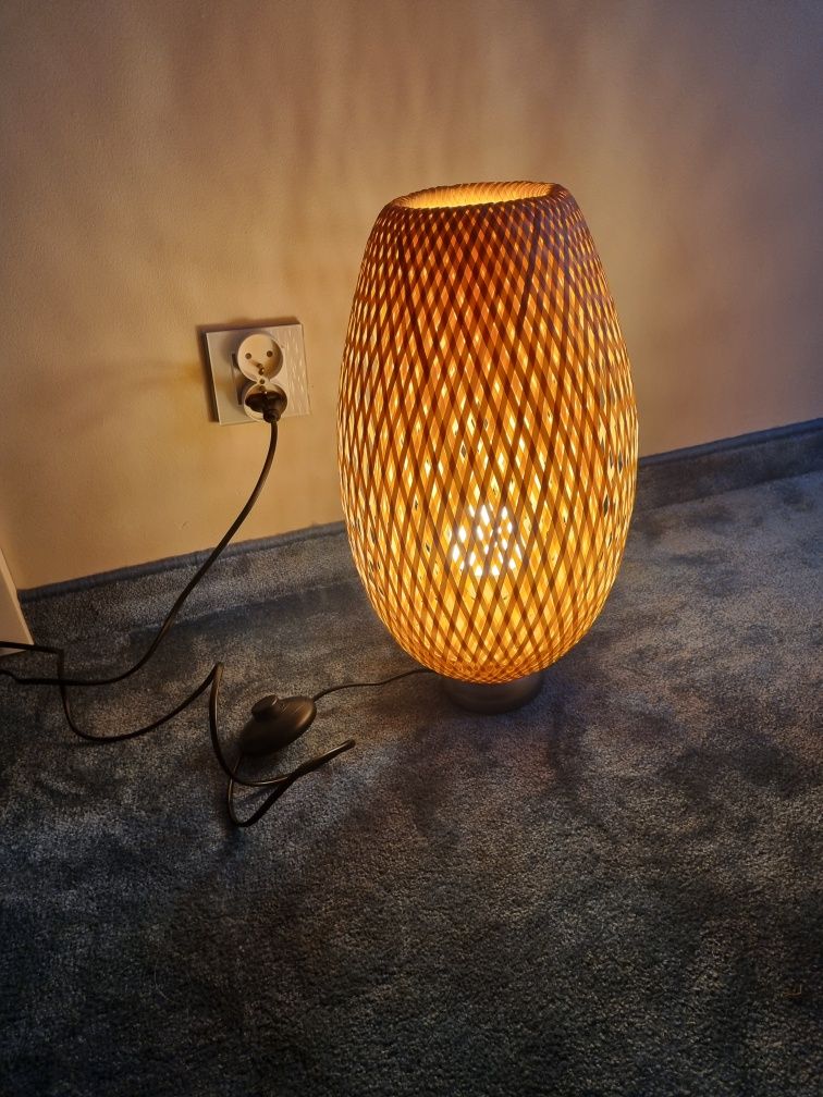 Lampa super stan