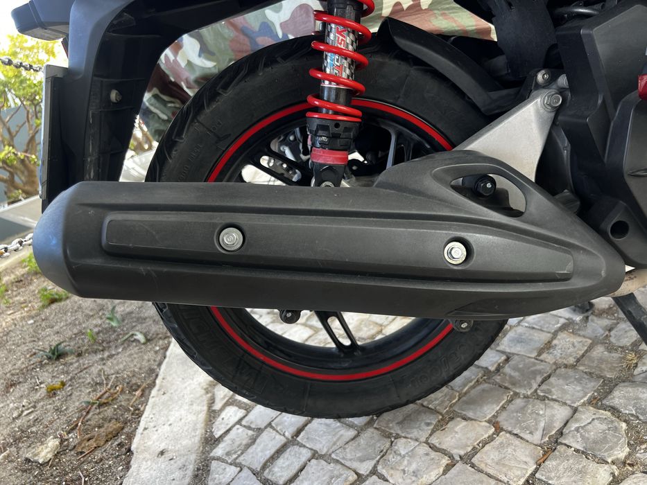 Escape honda pcx 125 de 2013