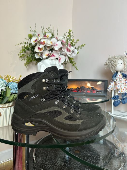 Lowa ботинки 40 (25,5-25,7)