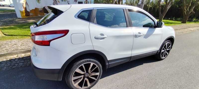 Nissan Qashqai 1.5 dCi Tekna J19