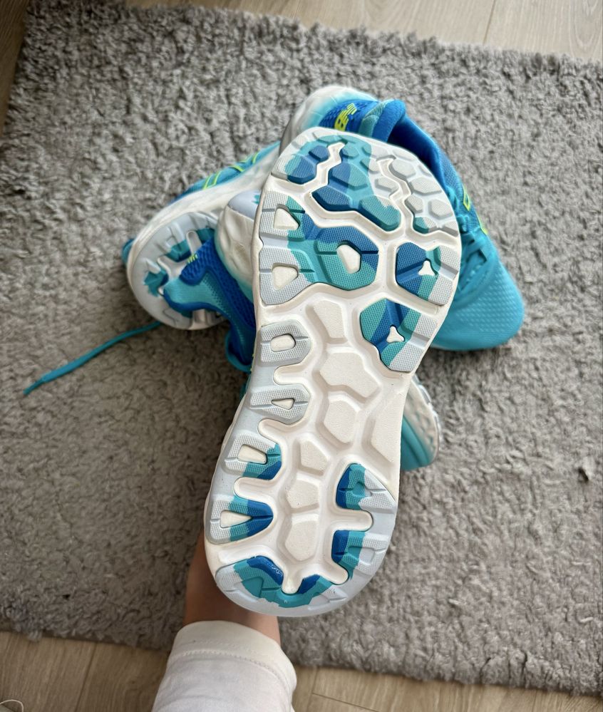 НОВІ ОРИГІНАЛЬНІ New balance Fresh Foam X. 38 та 39 р.