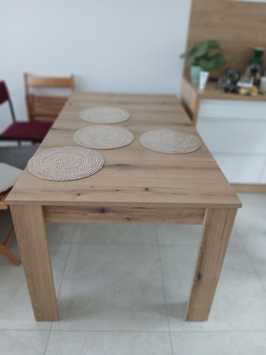 Stół pokojowy 1.7m dł do 2 .5 dł