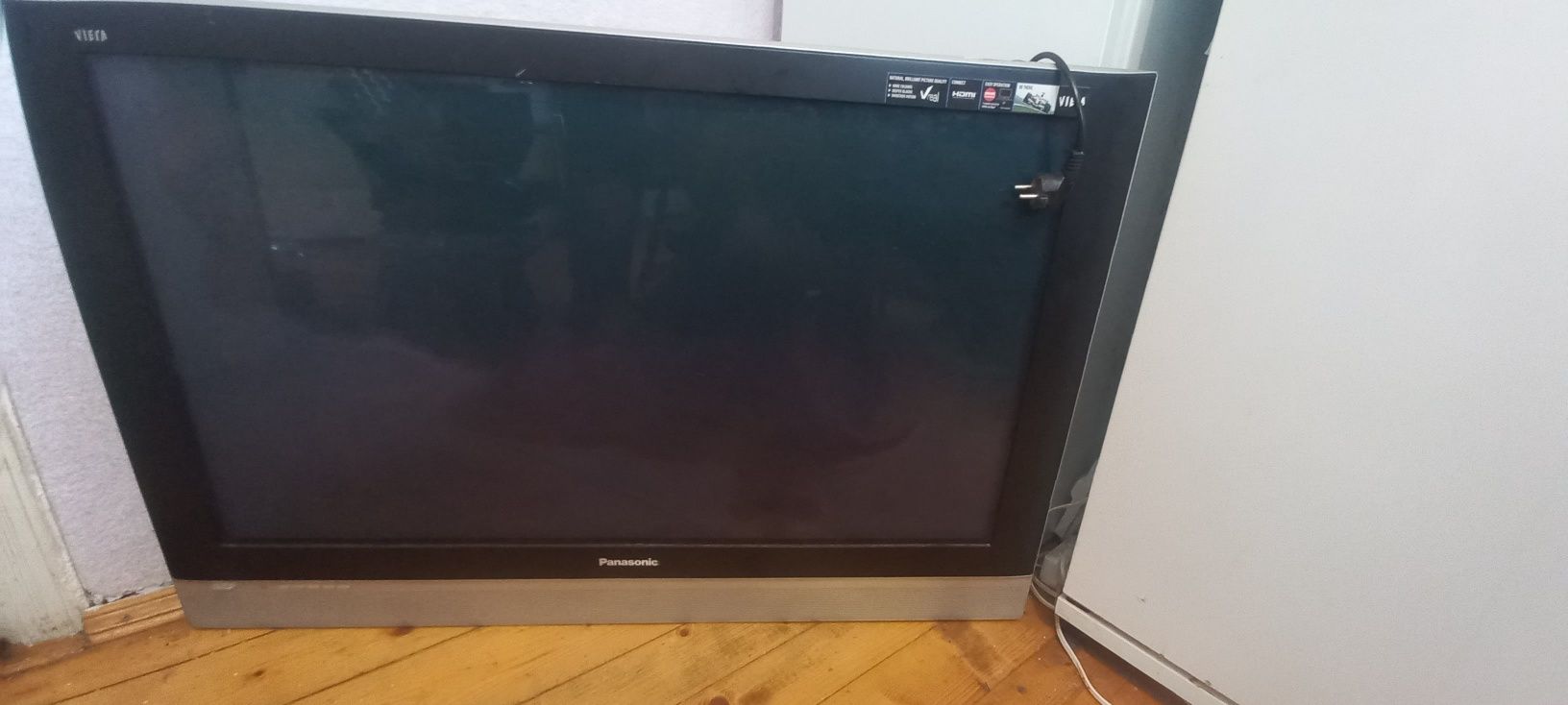 Телевізор Panasonic viera TH-42PA60E