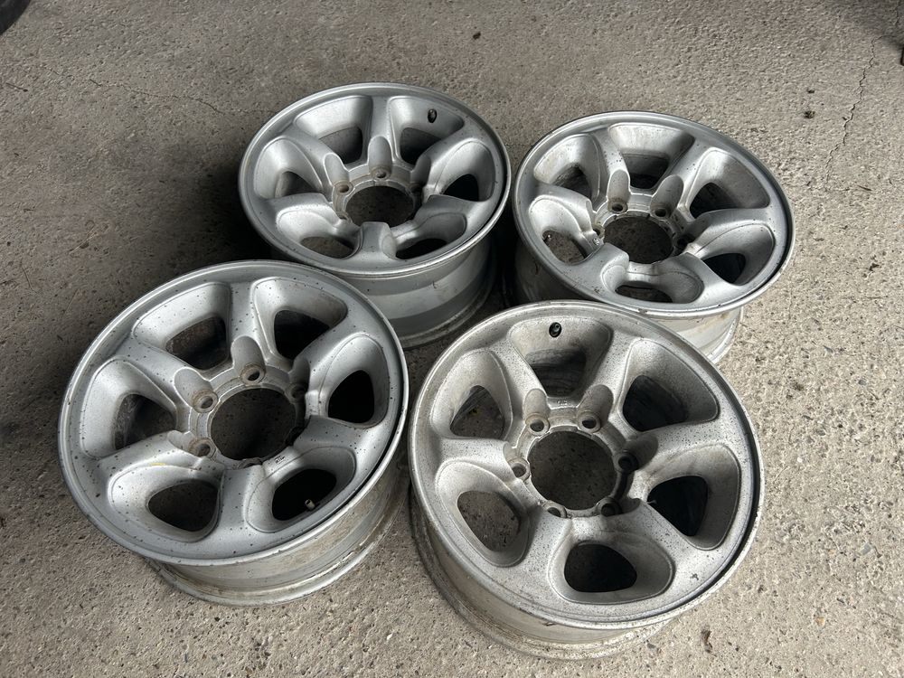 Felgi Aluminiowe Mitsubishi R15 6x139,7