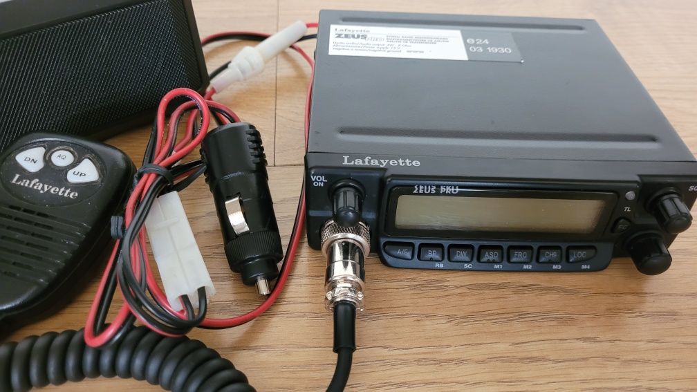 CB Radio Lafayette Zeus PRO