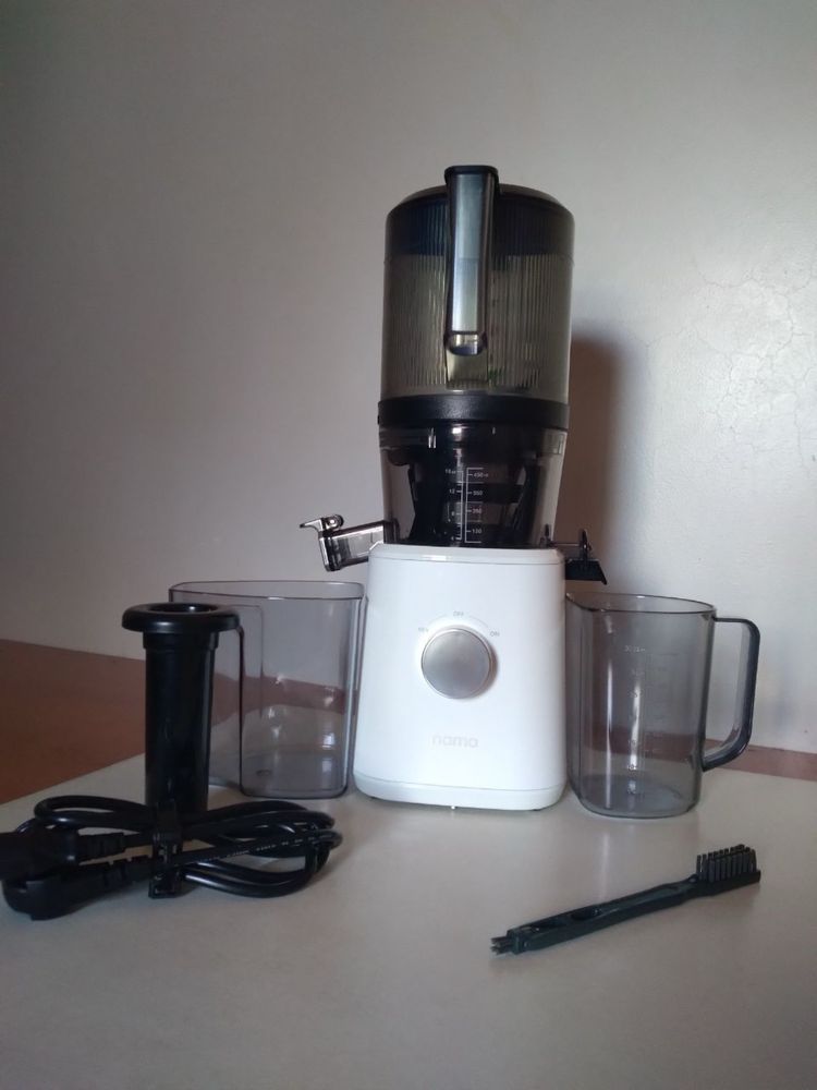 Nama j2 cold press juicer