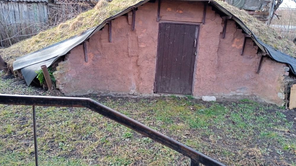 Продам будинок з ділянкою