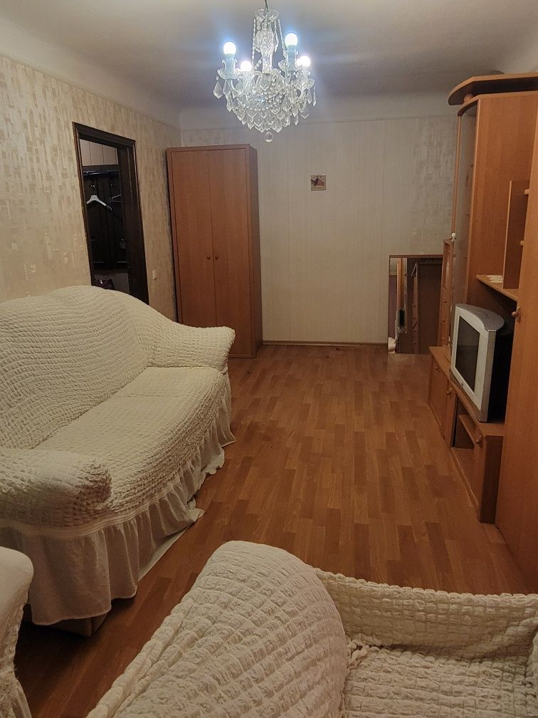 Продам 3х квартиру м.Бот.Сад ул.Шекспира,12