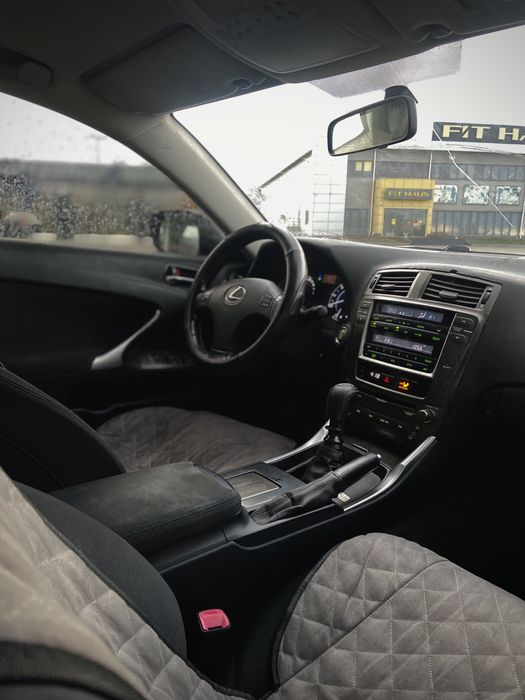 Lexus is 220 tdi продажа