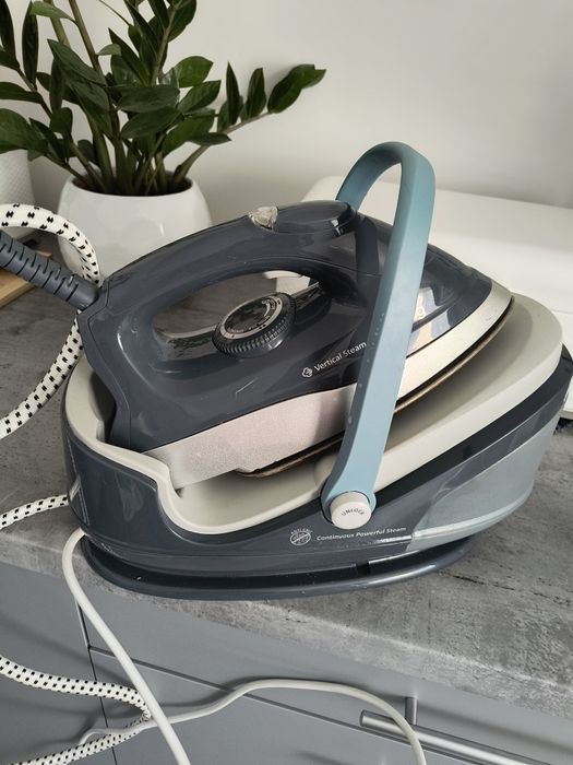 Żelazko ze stacją parową