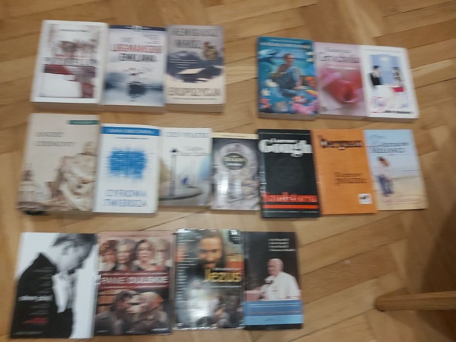 Ksiazki Mroz, Pawlikowska, Zafon, Ove, Tolkien, Dan Brown, z DVD :)