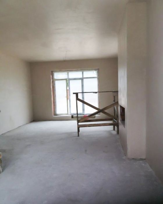 Полусухая стяжка пола штукатурка стен киев