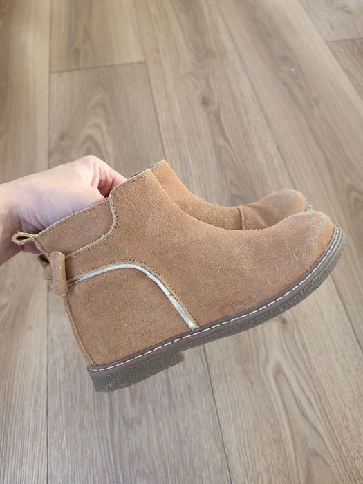 Musztardowe karmelowe skórzane botki 32