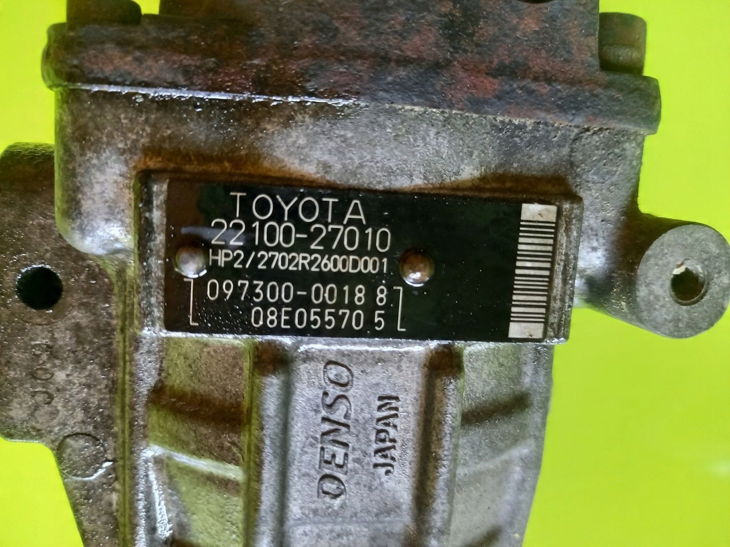 POMPA WTRYSKOWA 2.0 D4D 116 KM 22100-27010 TOYOTA RAV4 II 02R