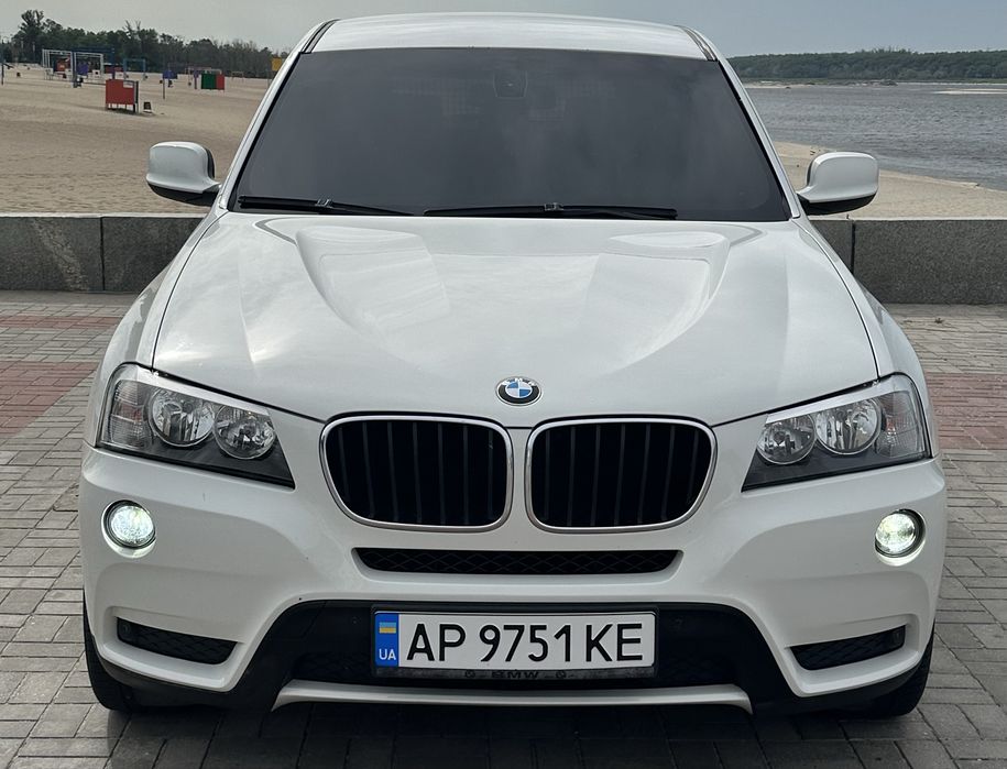 Продам BMW X3 в комплектации Xdrive