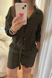 Macacão Zara cor Militar